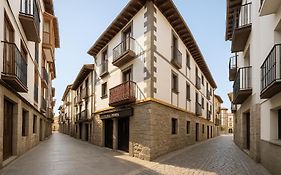 Apartamento en el centro de 2 hab. y 2 baños.